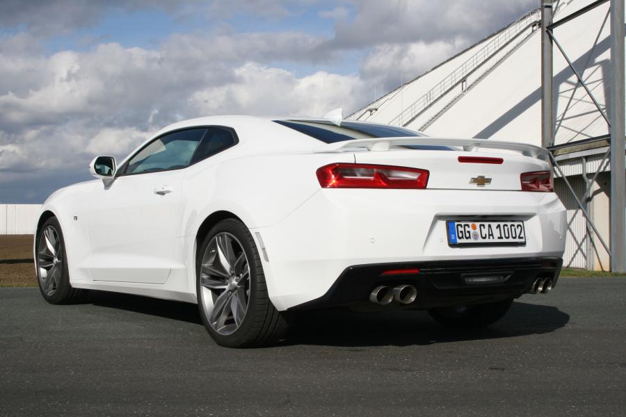  Chevrolet Camaro 2016 года  (EU) (фото 1 из 41)